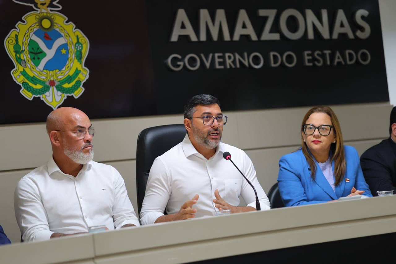 No momento, você está visualizando Governador Wilson Lima anuncia pagamento do Fundeb para 32 mil servidores da rede estadual de Educação