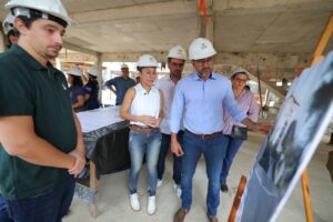Leia mais sobre o artigo Governador Wilson Lima vistoria avanço das obras do Residencial Petrópolis, na zona sul de Manaus