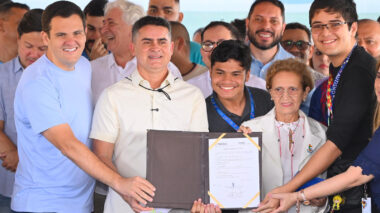 Prefeito assina ordem de serviço para a construção da primeira Fundação Municipal Transtorno do Espectro Autista do Brasil