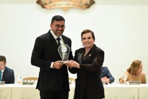 Leia mais sobre o artigo Governador Wilson Lima recebe Selo Diamante e coloca o Amazonas em 1º lugar do Brasil em transparência pública