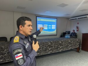 Leia mais sobre o artigo Polícia Militar do Amazonas recebe imprensa para café institucional com o comandante-geral