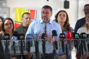 Leia mais sobre o artigo Governador Wilson Lima dá início às atividades do Barco Hospital São João XXIII em 2026 e destaca mais de 200 mil atendimentos realizados