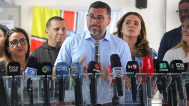 Governador Wilson Lima dá início às atividades do Barco Hospital São João XXIII em 2026 e destaca mais de 200 mil atendimentos realizados