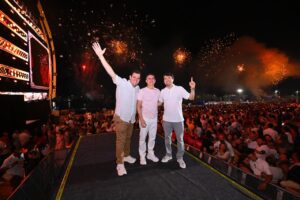 Leia mais sobre o artigo ‘Réveillon Manaus 2026’ reúne multidões e prefeito David Almeida destaca sucesso na geração de emprego e inclusão social