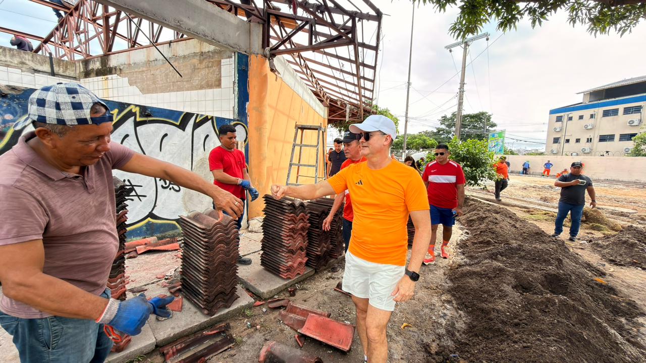 No momento, você está visualizando Prefeito David Almeida anuncia implantação de ecoponto no bairro Educandos e reforça organização dos serviços de limpeza urbana em Manaus
