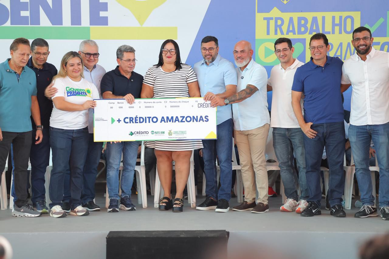 No momento, você está visualizando Governador Wilson Lima acompanha 31ª edição do Governo Presente no sábado de Carnaval com serviços de cidadania, saúde e bem-estar