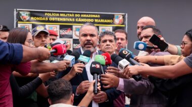 Polícia Militar do Amazonas prende 11 pessoas e apreende 2,7 toneladas de drogas na zona oeste de Manaus