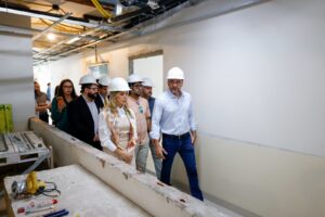 Leia mais sobre o artigo Governador Wilson Lima vistoria etapa final das obras do Hospital-Dia e Policlínica do Complexo Hospitalar Sul