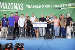 Leia mais sobre o artigo Cabo Maciel acompanha entregas do Governo do Amazonas em Manaquiri e no Careiro Castanho e destaca impacto social e produtivo no interior