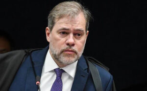 Leia mais sobre o artigo PF pede suspeição de Toffoli no caso do Banco Master
