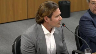 PF quebra criptografia e acessa dados de celular de Daniel Vorcaro, do Banco Master