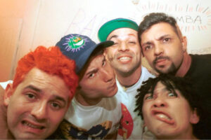 Leia mais sobre o artigo Irmã de Dinho explica motivo real da exumação dos corpos dos Mamonas Assassinas