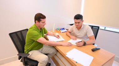 David Almeida reduz tarifa de ônibus para R$ 5 e coloca Manaus na contramão dos reajustes nacionais