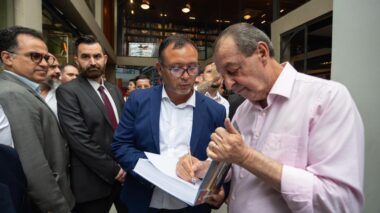 Omar Aziz lança Plano Estratégico com propostas para a economia e inicia diálogo para construção de Programa de Estado no Amazonas