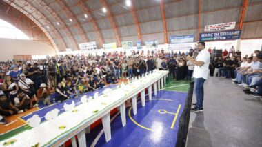 Em Rio Preto da Eva, governador Wilson Lima entrega obra de contenção e vistoria reforma do hospital no aniversário de 44 anos do município