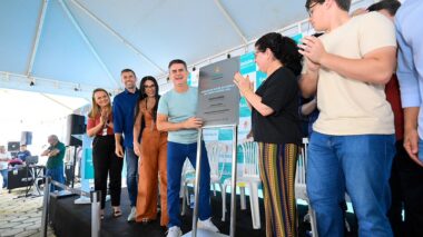 Prefeito David Almeida eleva cobertura de saúde de 47% para 92% e inaugura USF de grande porte na zona Centro-Sul