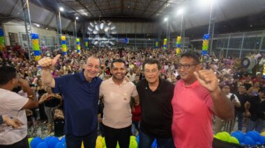 Pré-candidato ao governo, Omar Aziz recebe filiação do deputado Rozenha ao PSD em grande evento com Eduardo Braga na zona sul de Manaus