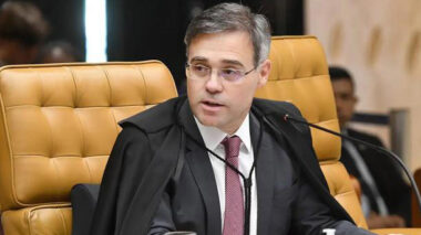 Mendonça manda leiloar carros de luxo de investigados por fraudes no INSS