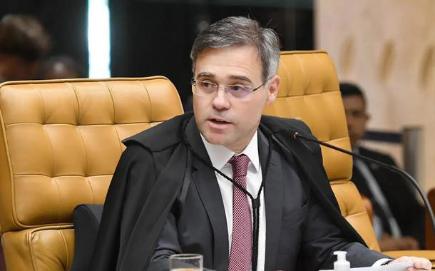 No momento, você está visualizando Mendonça manda leiloar carros de luxo de investigados por fraudes no INSS