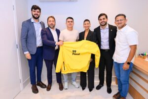 Leia mais sobre o artigo Prefeito David Almeida firma parceria com a 99, amplia cooperação iniciada em 2020 e anuncia implantação de um ponto de apoio a motociclistas em Manaus