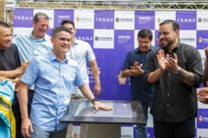 Leia mais sobre o artigo David Almeida lança pedra fundamental da primeira Academia de Formação da Guarda Municipal da Amazônia