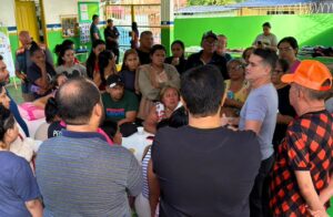 Leia mais sobre o artigo David Almeida acompanha famílias em abrigo e reforça acolhimento após chuvas intensas em Manaus