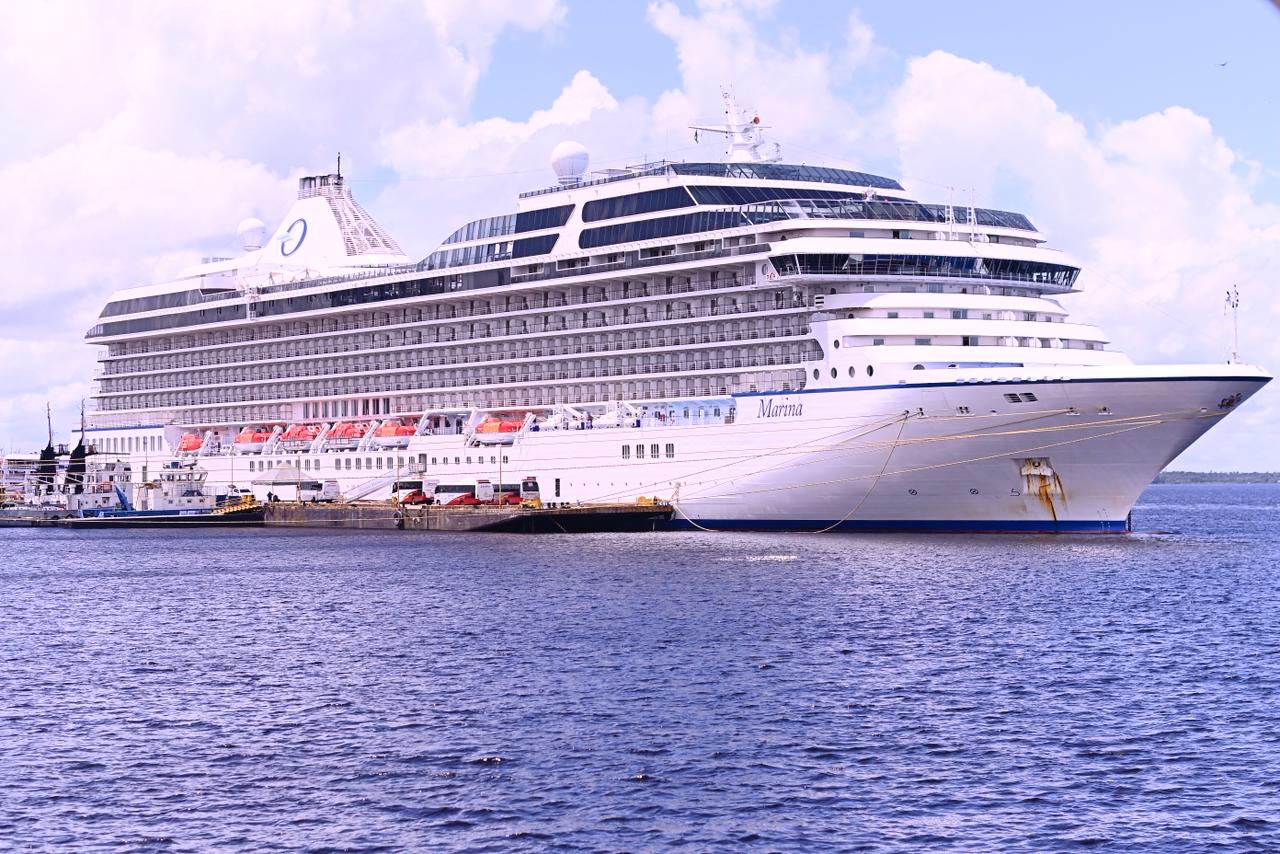 No momento, você está visualizando Cruzeiro MS Marina chega ao porto de Manaus e fortalece economia local