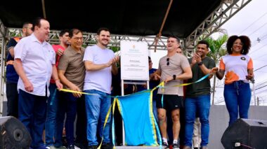 Prefeito David Almeida amplia rede de esporte comunitário e transforma área abandonada em complexo social na zona Norte de Manaus
