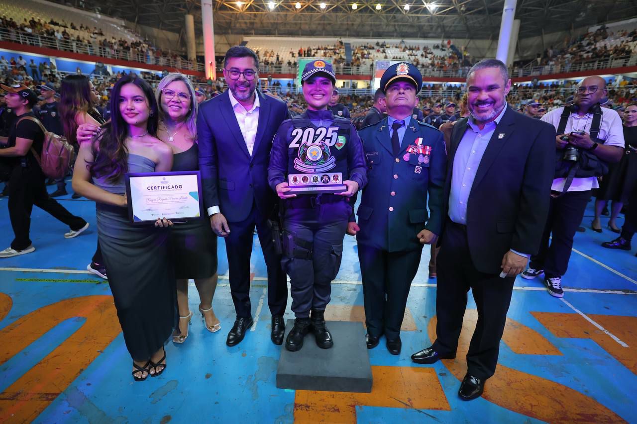 No momento, você está visualizando Governador Wilson Lima forma 500 novos policiais militares e amplia reforço da segurança no Amazonas