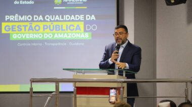Governador Wilson Lima premia órgãos estaduais e destaca avanços em transparência e controle na gestão pública