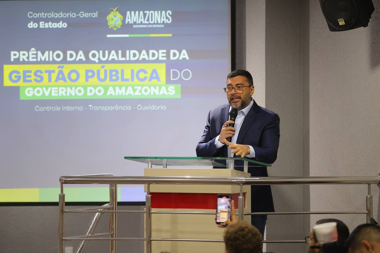 No momento, você está visualizando Governador Wilson Lima premia órgãos estaduais e destaca avanços em transparência e controle na gestão pública