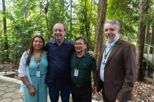 Leia mais sobre o artigo Omar Aziz envia emendas ao Inpa, fiscaliza destinação e reforça apoio à ciência oara o desenvolvimento da Amazônia