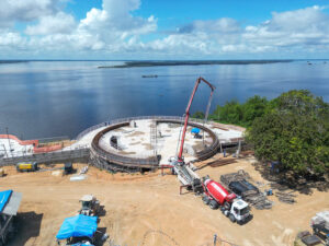 Leia mais sobre o artigo Prefeitura conclui etapa de contenção no parque Encontro das Águas Rosa Almeida com mais de 260 estacas