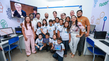 Escola da Prefeitura de Manaus na zona rural recebe novo ponto de inclusão digital 