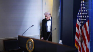 Saiba quem é o ‘sobrevivente designado’ a substituir o presidente dos EUA em casos extremos como morte