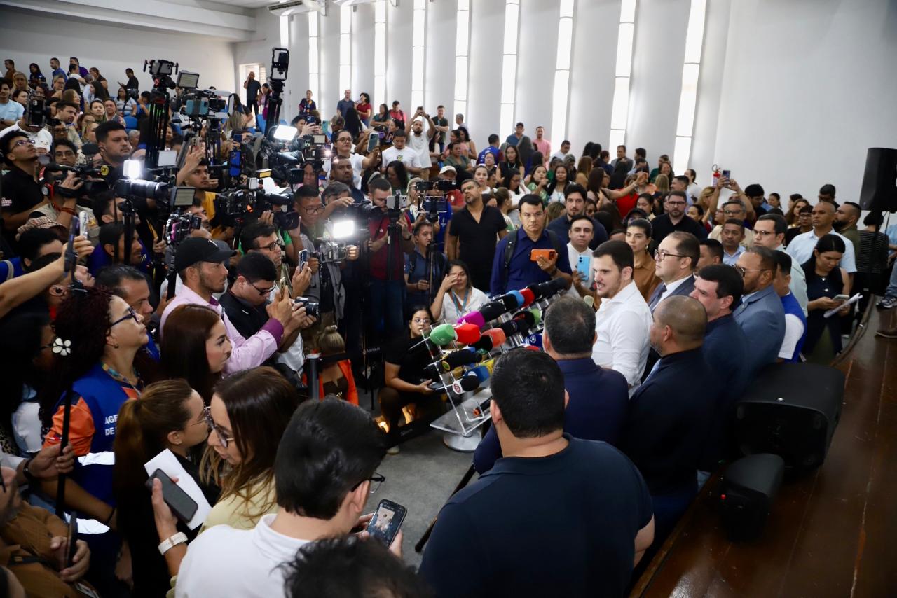 No momento, você está visualizando Prefeito Renato Junior anuncia novos gestores da Controladoria, Ouvidoria, Ageman e IMMU e estrutura primeiro escalão do município