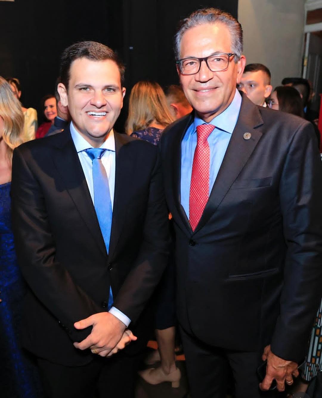 No momento, você está visualizando Orgulho para o Amazonas: Prefeito Renato Junior parabeniza ministro amazonense Mauro Campbell por eleição à vice-presidência do STJ