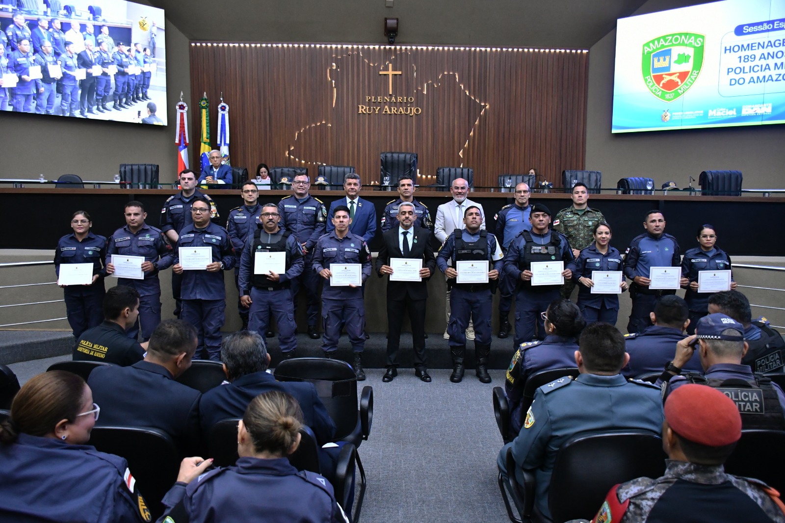 No momento, você está visualizando Cabo Maciel promove Sessão Especial em homenagem aos 189 anos da Polícia Militar do Amazonas