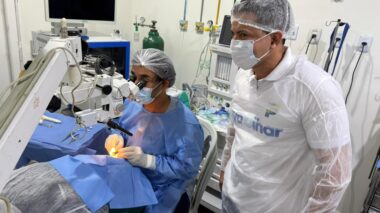 Mutirão do Novo Olhar leva cirurgias e devolve qualidade de vida a pacientes em Tefé