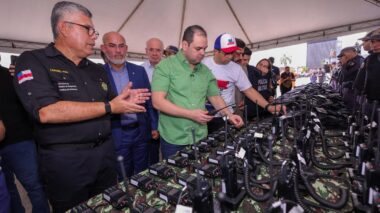 Governador Roberto Cidade lança Operação Segurança Presente e reforça proteção à população com entrega de novos equipamentos