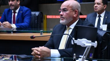 Lei de autoria do deputado Cabo Maciel garante matrícula na escola pública a crianças e adolescentes imigrantes