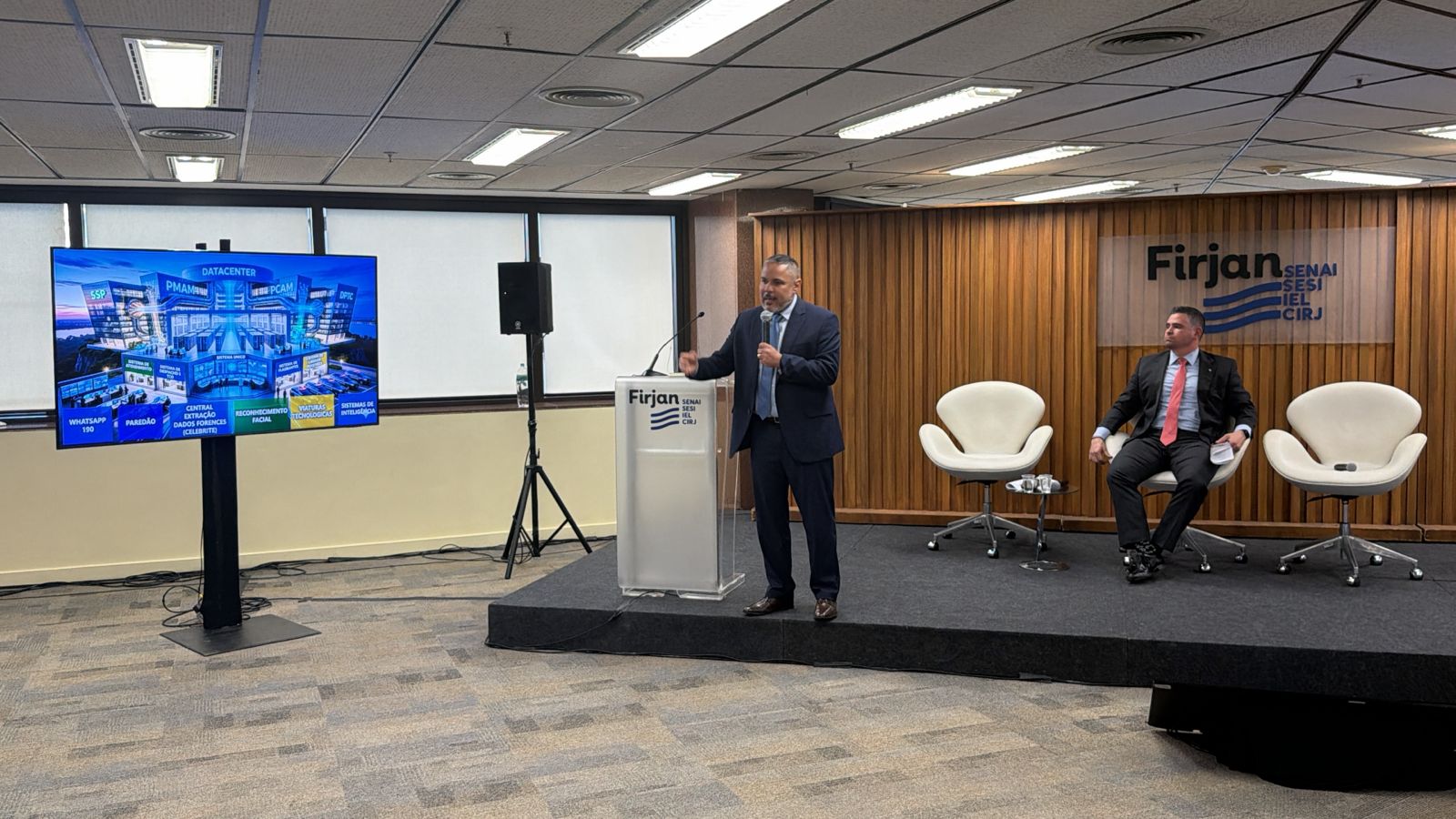 No momento, você está visualizando Em congresso no RJ, Coronel Vinícius defende Amazonas como prioridade estratégica no combate ao narcotráfico