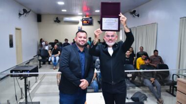 Cabo Maciel recebe Título de Cidadão Honorário Envirense durante agenda no município