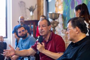 Leia mais sobre o artigo Omar Aziz defende protagonismo da juventude em evento Escutar para Cuidar no Casarão de Ideias, em Manaus