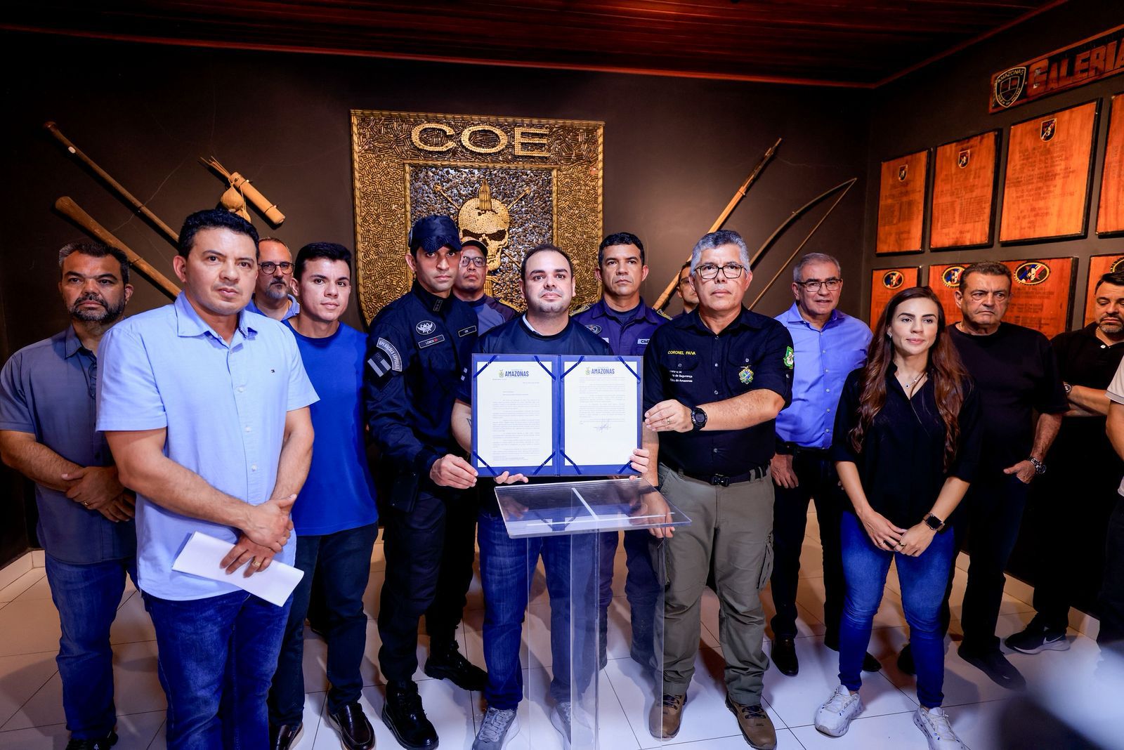 No momento, você está visualizando Governador Roberto Cidade inaugura tanque tático da COE e assina criação do Bope no Amazonas
