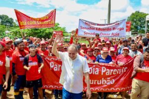 Leia mais sobre o artigo Omar Aziz inaugura UBS em aldeia indígena na zona rural de Autazes ao lado do senador Eduardo Braga e do prefeito Thomé Neto