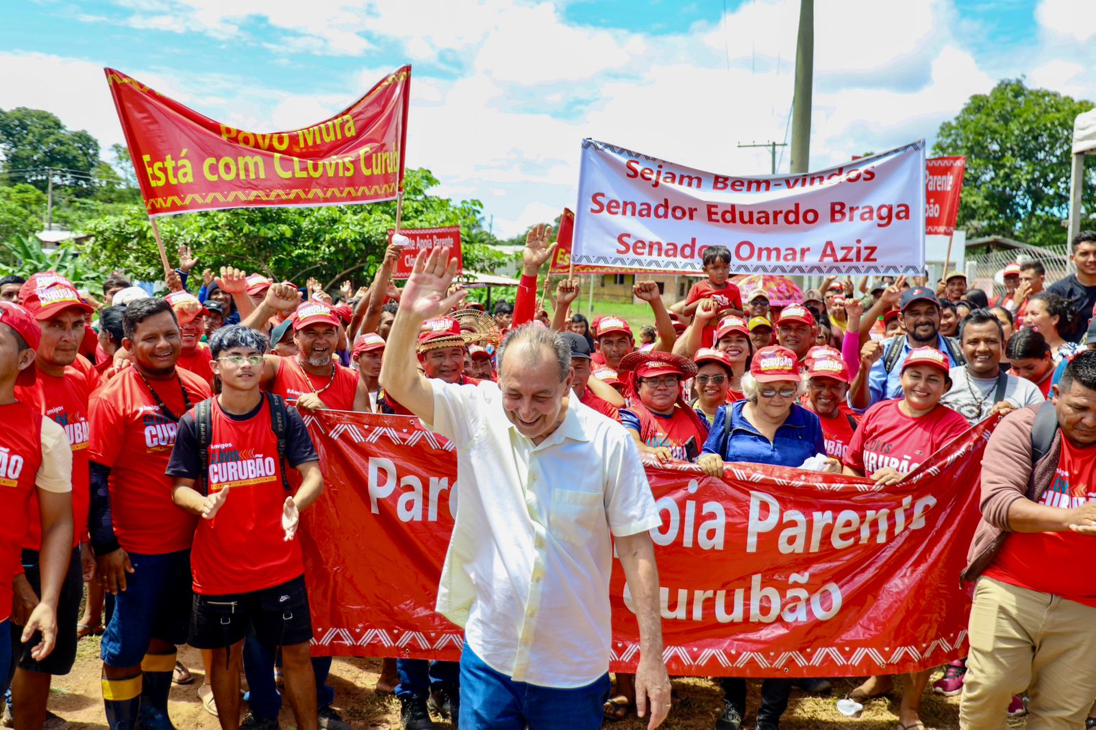 No momento, você está visualizando Omar Aziz inaugura UBS em aldeia indígena na zona rural de Autazes ao lado do senador Eduardo Braga e do prefeito Thomé Neto
