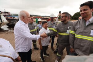 Leia mais sobre o artigo Em visita ao complexo Azulão, vice-governador Serafim Corrêa destaca potencial energético do Amazonas
