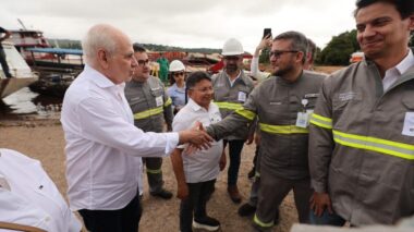 Em visita ao complexo Azulão, vice-governador Serafim Corrêa destaca potencial energético do Amazonas