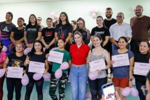 Leia mais sobre o artigo Primeira-dama Thaisa Cidade participa da entrega de certificação para alunas de curso de defesa pessoal